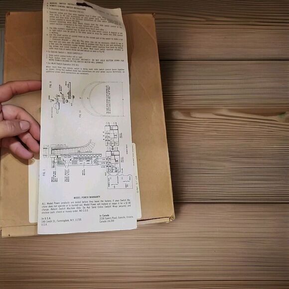 Model Power #61 Right Manual Switch For HO Track - Picture 2 of 2